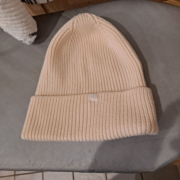 Cream Ribbed Knit Beanie - Picture 4 of 4